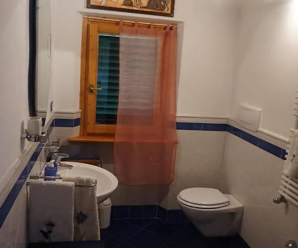 Casa Tre Pini * Serravalle Pistoiese