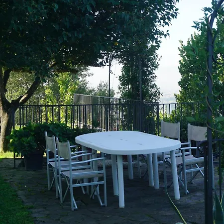 Apartment Casa Tre Pini Serravalle Pistoiese